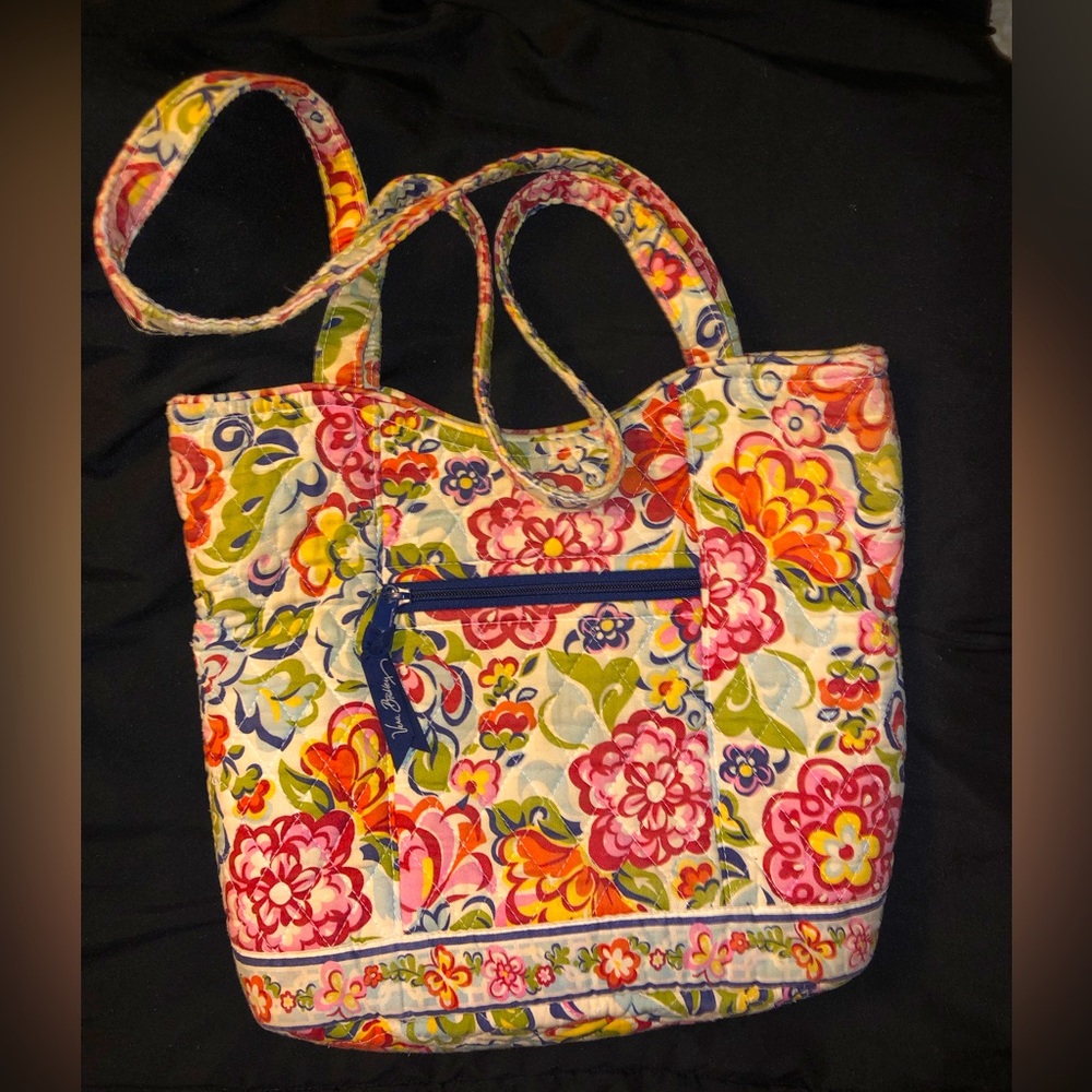 Vera Bradley hand bag